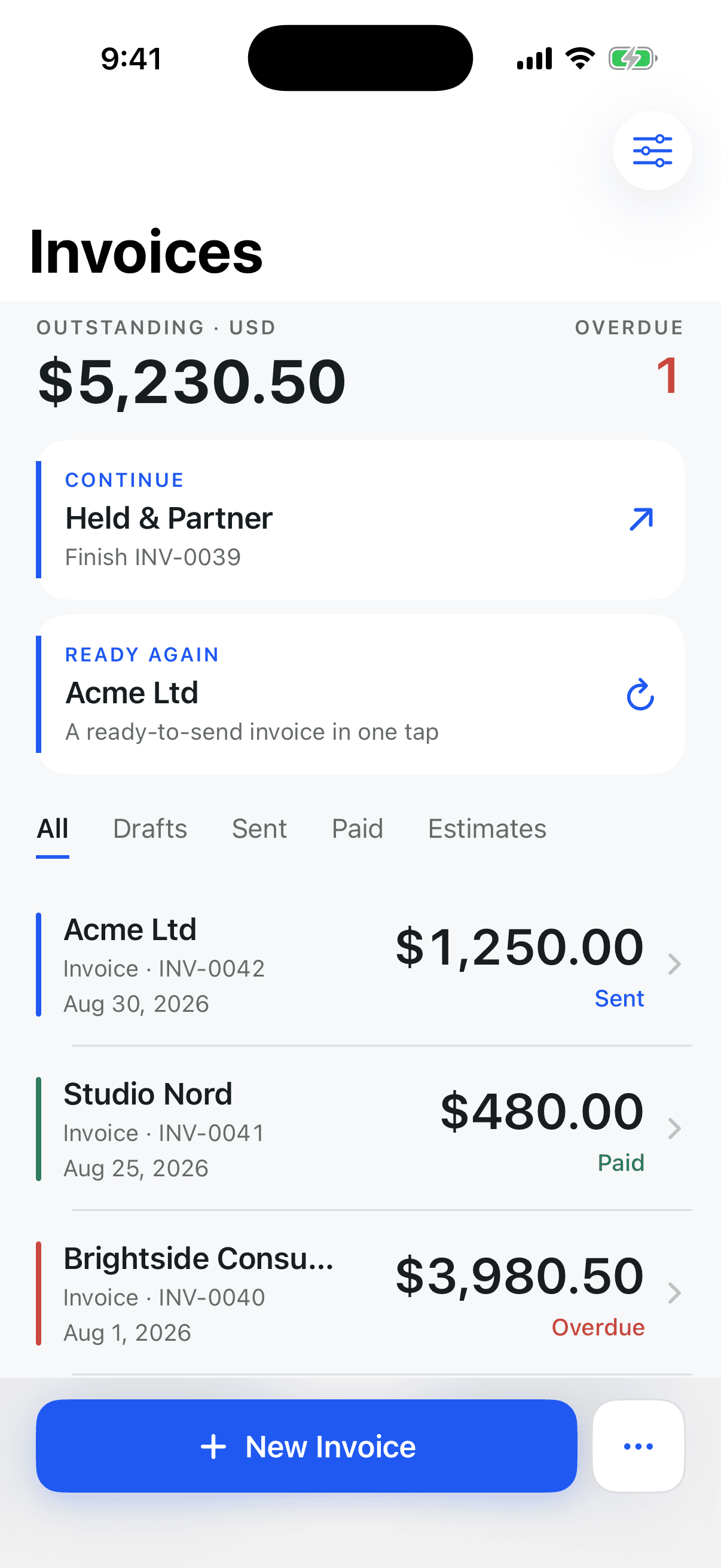 Invoice Maker home screen on iPhone with invoice history, totals and a one-tap repeat suggestion.